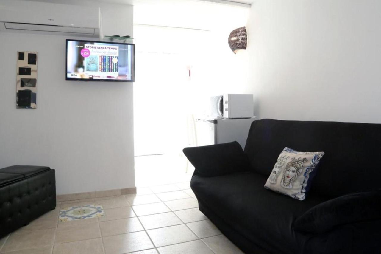 La Scalinata Home Apartment Caltagirone Buitenkant foto
