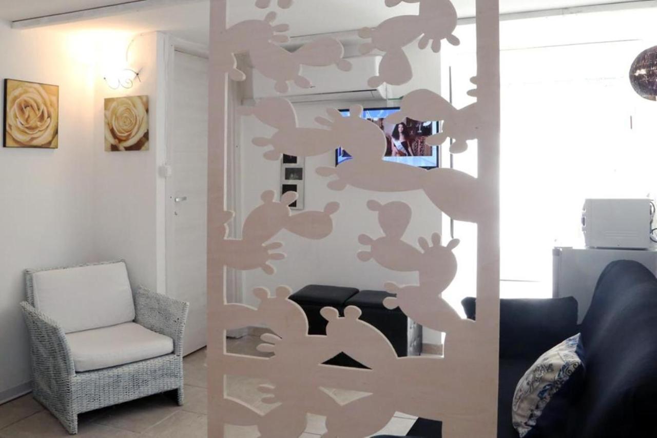 La Scalinata Home Apartment Caltagirone Buitenkant foto